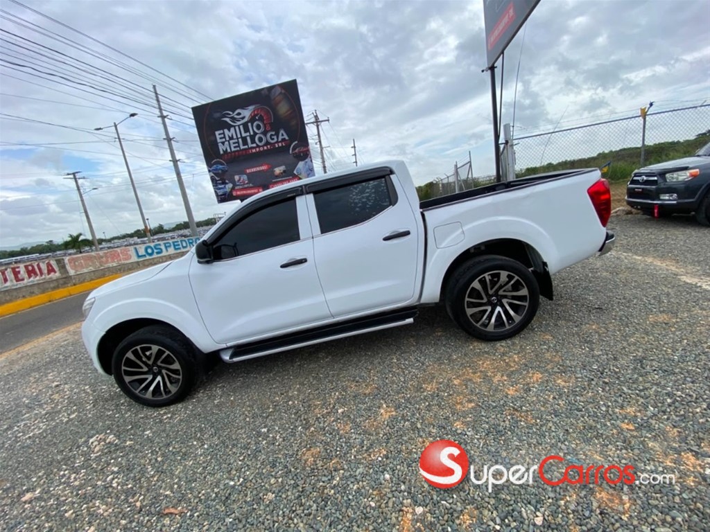 2017 Nissan Frontier — foto 9 / 12