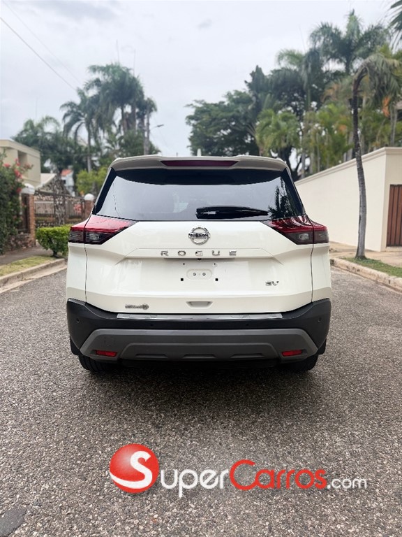 2021 Nissan Rogue SV FULL — foto 3 / 10