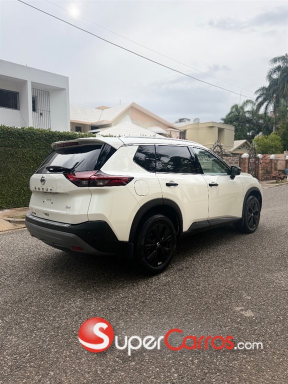 2021 Nissan Rogue SV FULL — foto 4 / 10