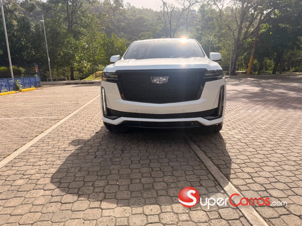 2021 Cadillac Escalade Platinum — foto 2 / 9