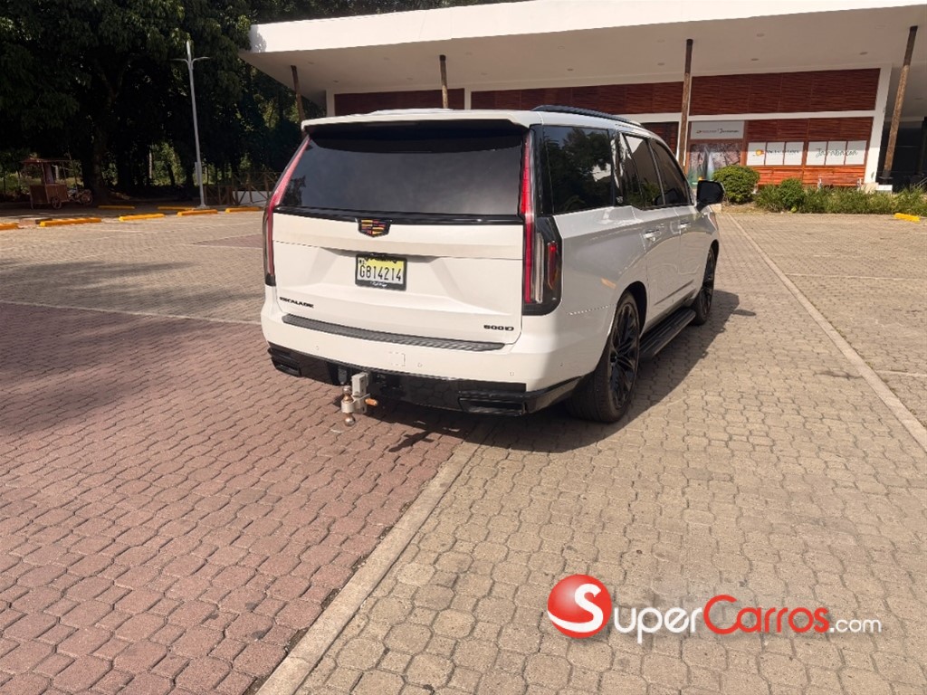 2021 Cadillac Escalade Platinum — foto 5 / 9