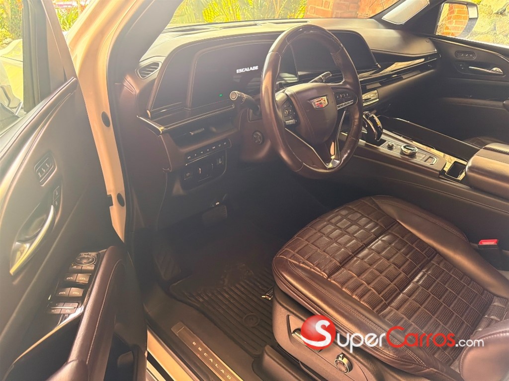2021 Cadillac Escalade Platinum — foto 7 / 9