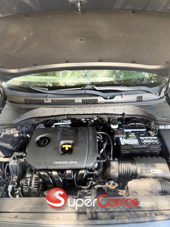 2021 Hyundai KONA SEL — foto 9 / 10