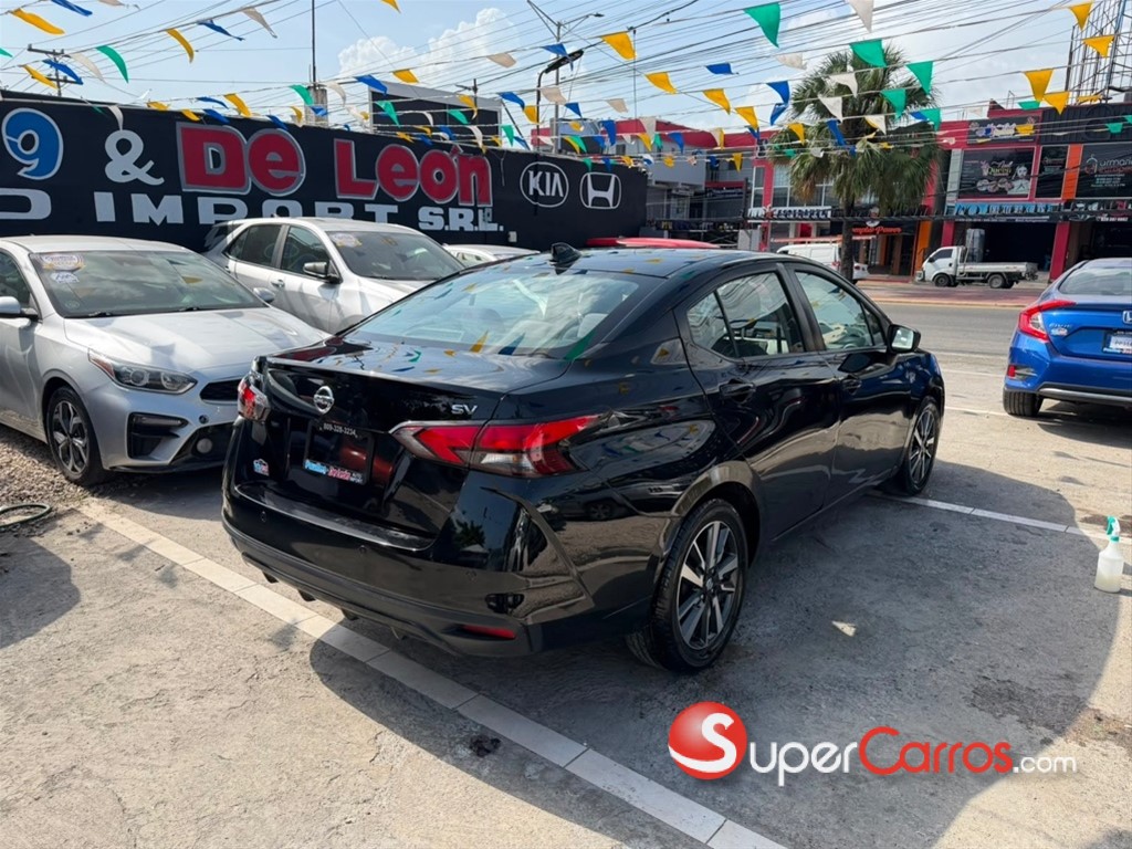 2020 Nissan Versa — foto 12 / 12