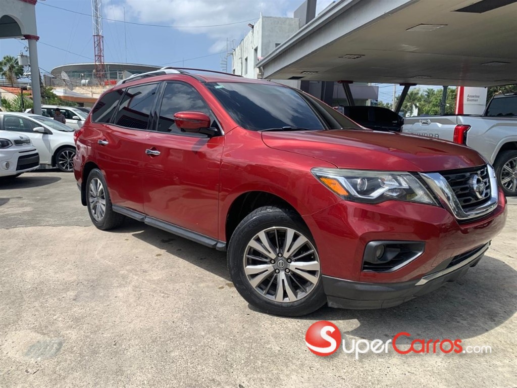 2017 Nissan Pathfinder SL