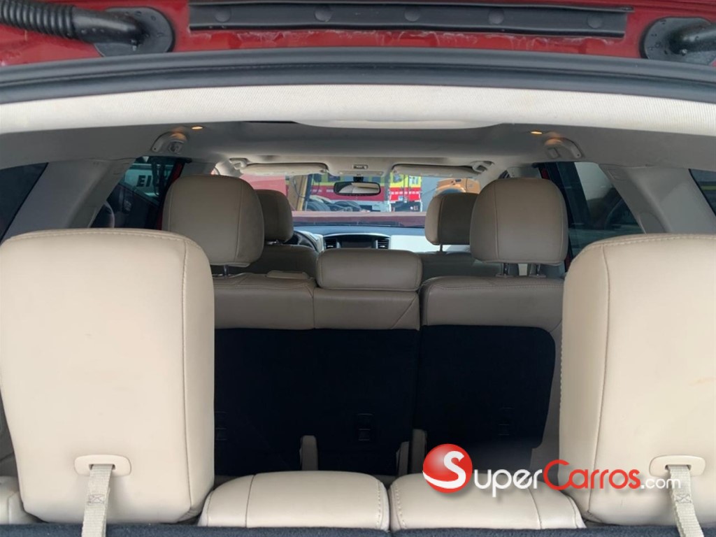 2017 Nissan Pathfinder SL — foto 2 / 12