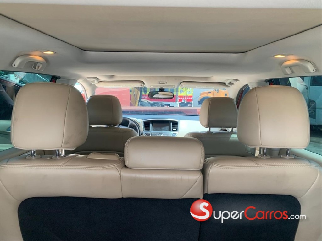 2017 Nissan Pathfinder SL — foto 3 / 12