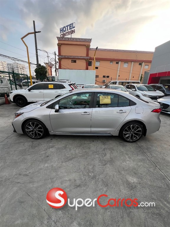 2021 Toyota Corolla SE — foto 2 / 11