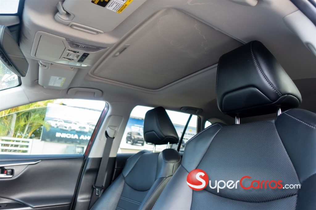 2024 Toyota RAV4 Limited — foto 9 / 12