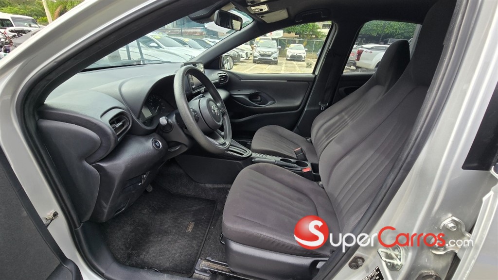 2020 Toyota Yaris — foto 5 / 12