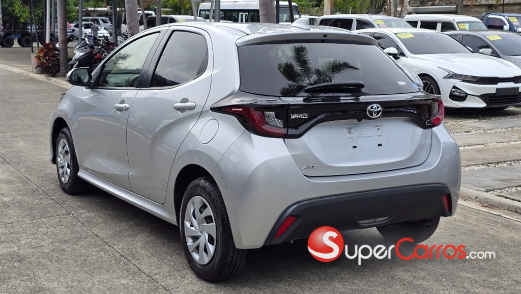 2020 Toyota Yaris — foto 7 / 12