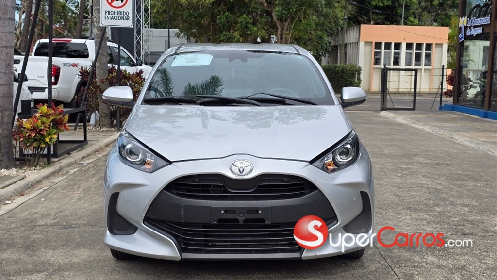 2020 Toyota Yaris — foto 10 / 12