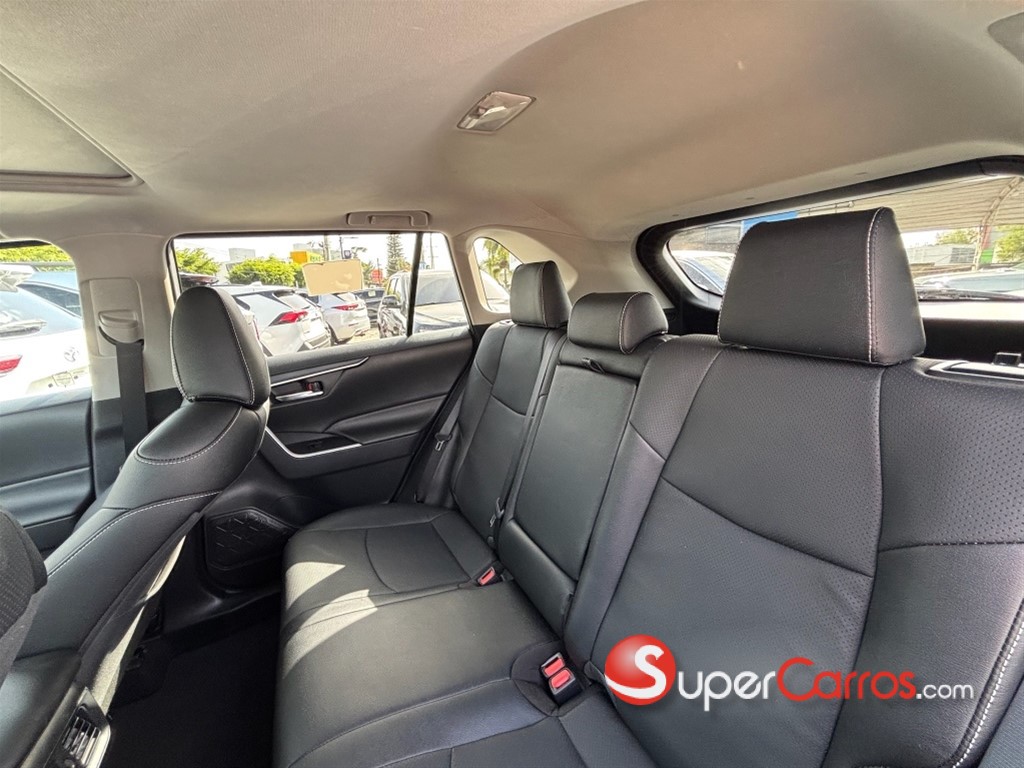 2021 Toyota RAV4 XLE — foto 12 / 12