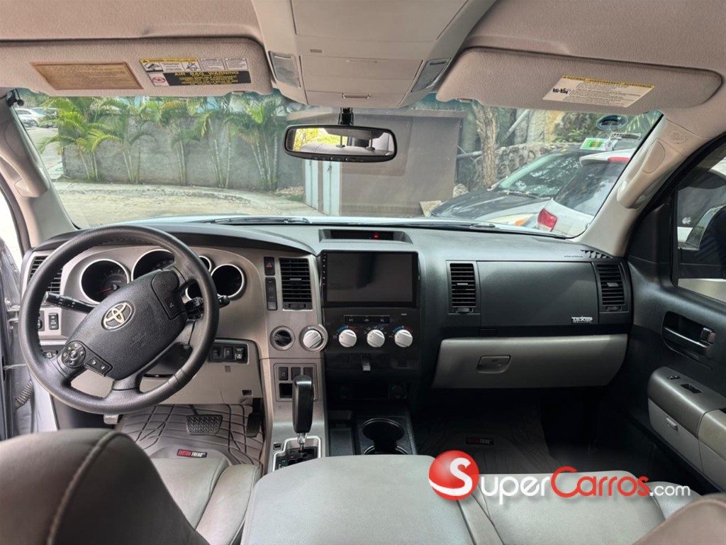 2011 Toyota Tundra — foto 6 / 12