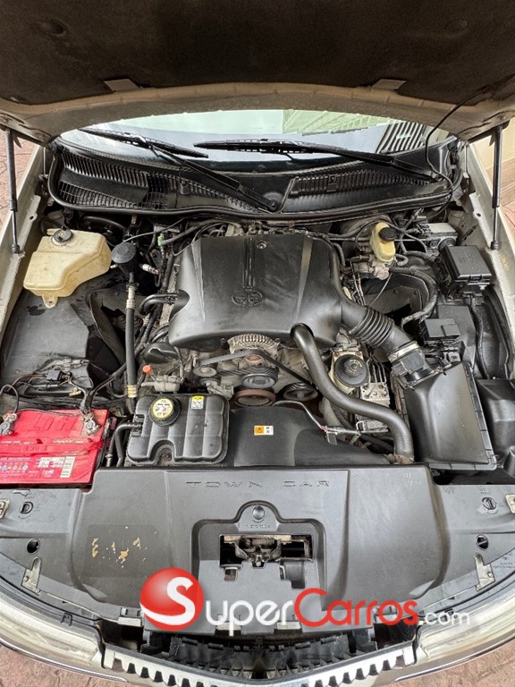 2002 Lincoln Town Car — foto 10 / 12