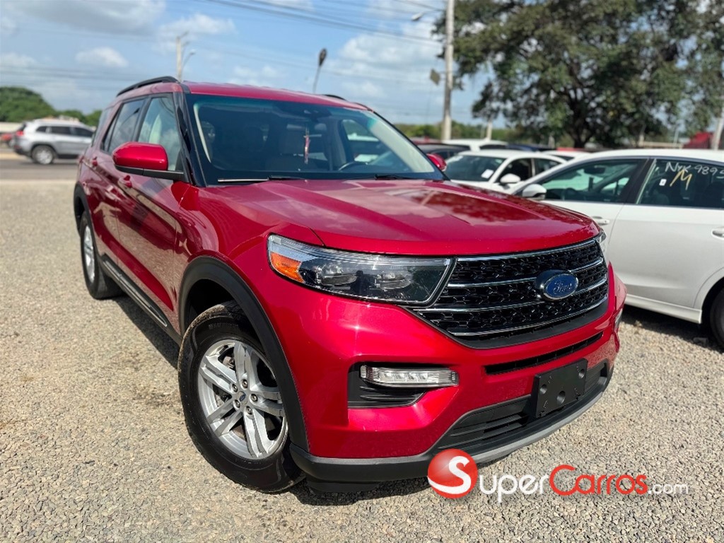 2021 Ford Explorer XLT 4WD