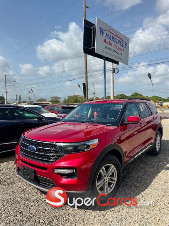 2021 Ford Explorer XLT 4WD — foto 12 / 12