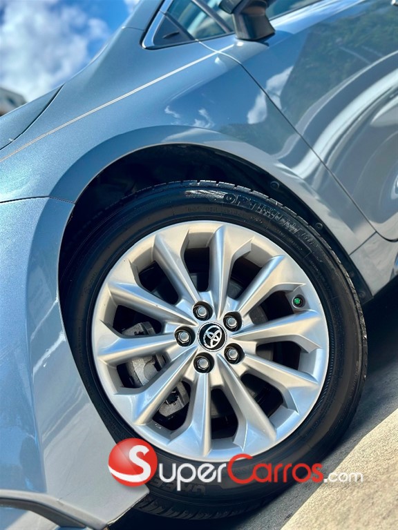 2020 Toyota Corolla XLE — foto 2 / 12