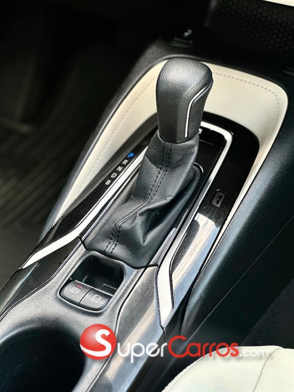 2020 Toyota Corolla XLE — foto 11 / 12