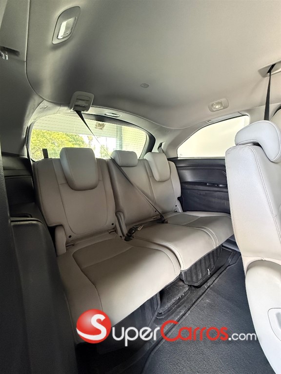 2019 Honda Odyssey EXL — foto 12 / 12