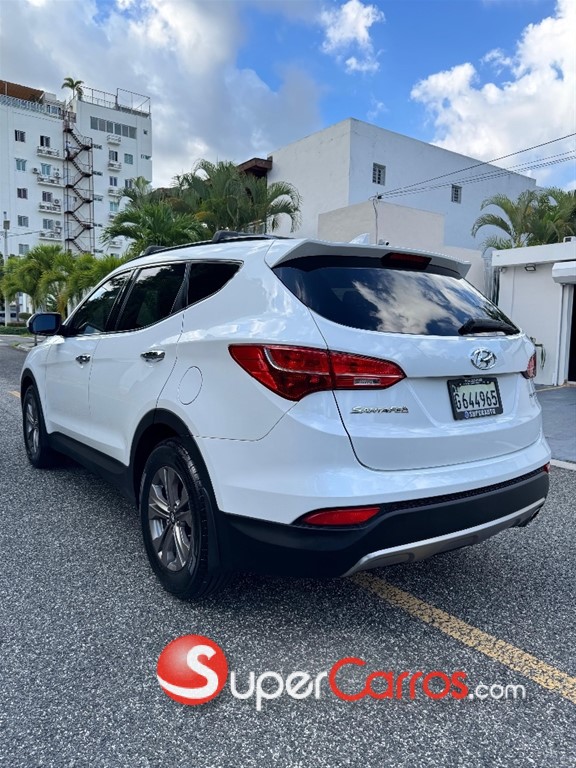 2016 Hyundai Santa Fe Sport — foto 2 / 10