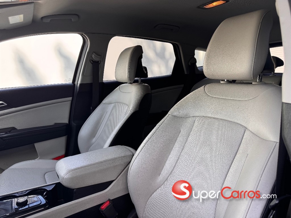2024 Kia Sportage EX — foto 9 / 10
