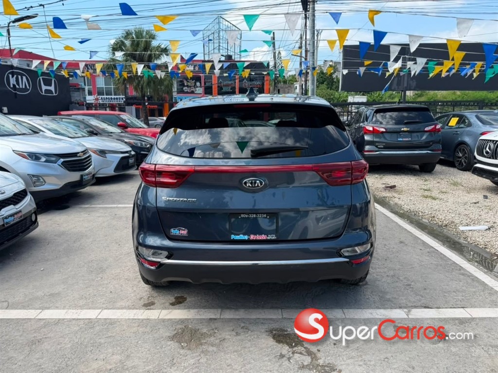 2020 Kia Sportage — foto 9 / 11