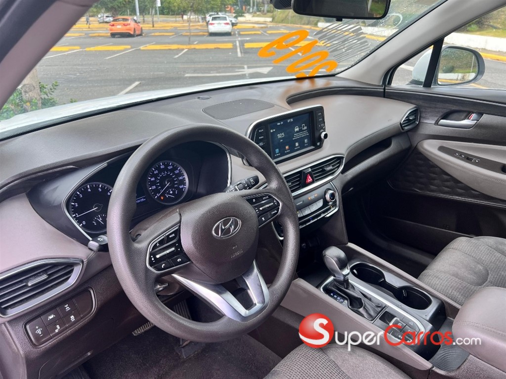 2019 Hyundai Santa Fe SE — foto 6 / 10