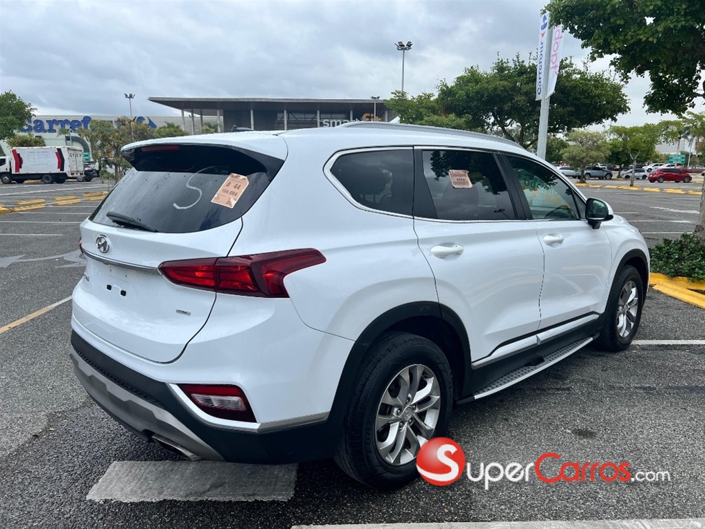 2019 Hyundai Santa Fe SE — foto 7 / 10