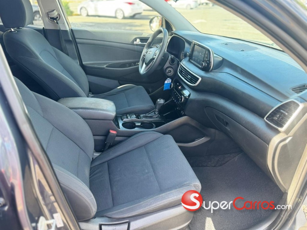 2020 Hyundai Tucson SE — foto 9 / 12