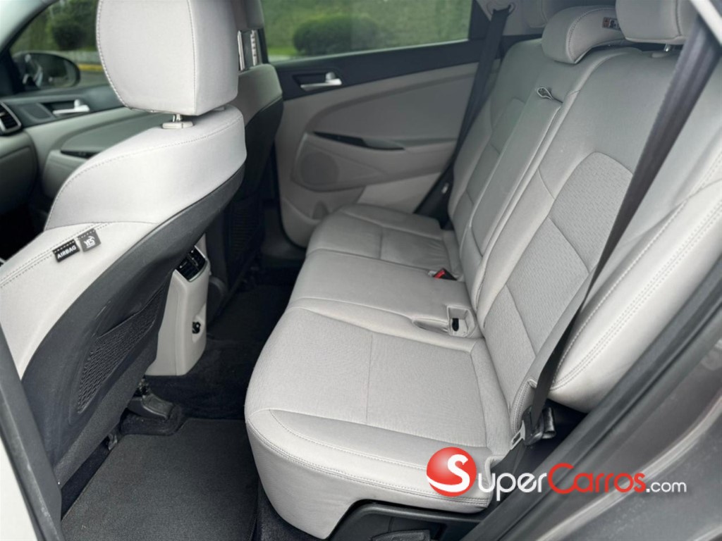 2020 Hyundai Tucson SEL — foto 9 / 12