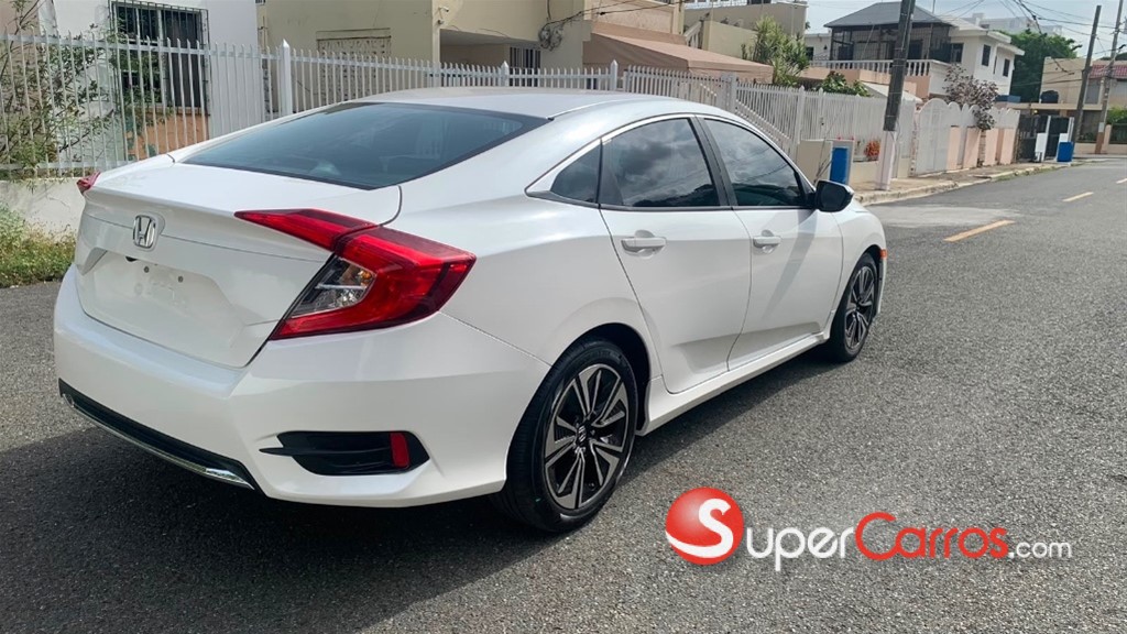 2020 Honda Civic LX — foto 9 / 11