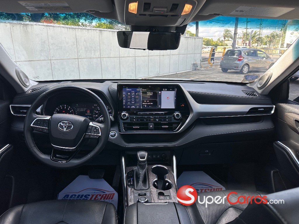 2020 Toyota Highlander Platinum — foto 10 / 12
