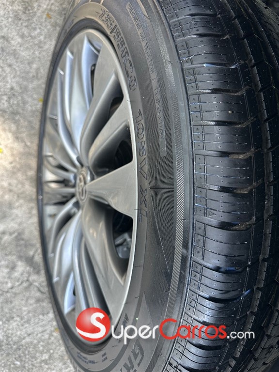 2020 Toyota Highlander Platinum — foto 11 / 12