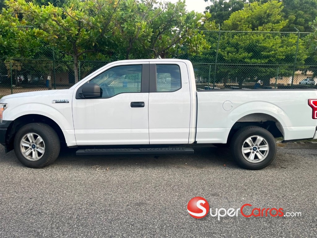 2019 Ford F 150 — foto 8 / 10