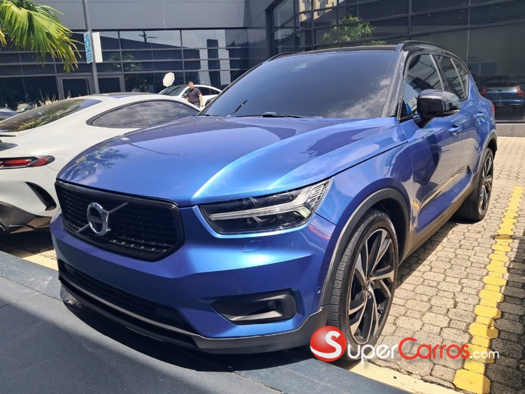 2021 Volvo XC40 T5 R-DESING