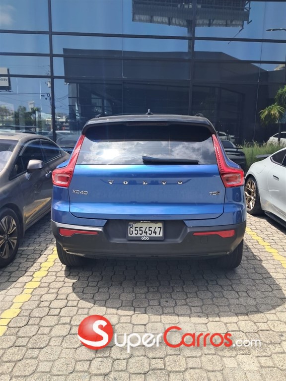 2021 Volvo XC40 T5 R-DESING — foto 5 / 10