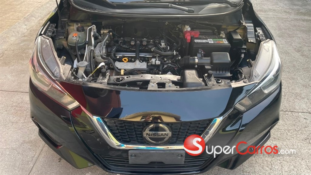 2021 Nissan Versa SV — foto 8 / 11
