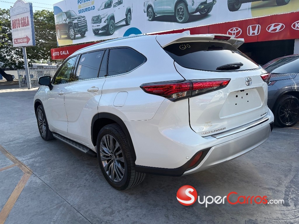 2021 Toyota Highlander Limited Platinum — foto 4 / 12