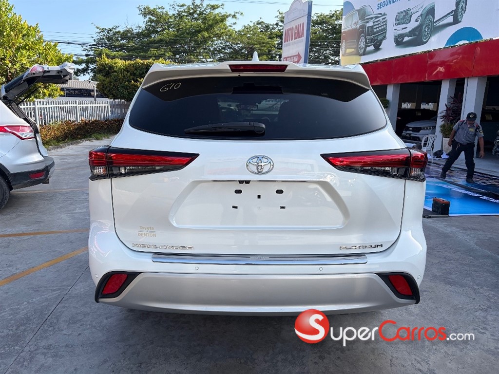 2021 Toyota Highlander Limited Platinum — foto 6 / 12