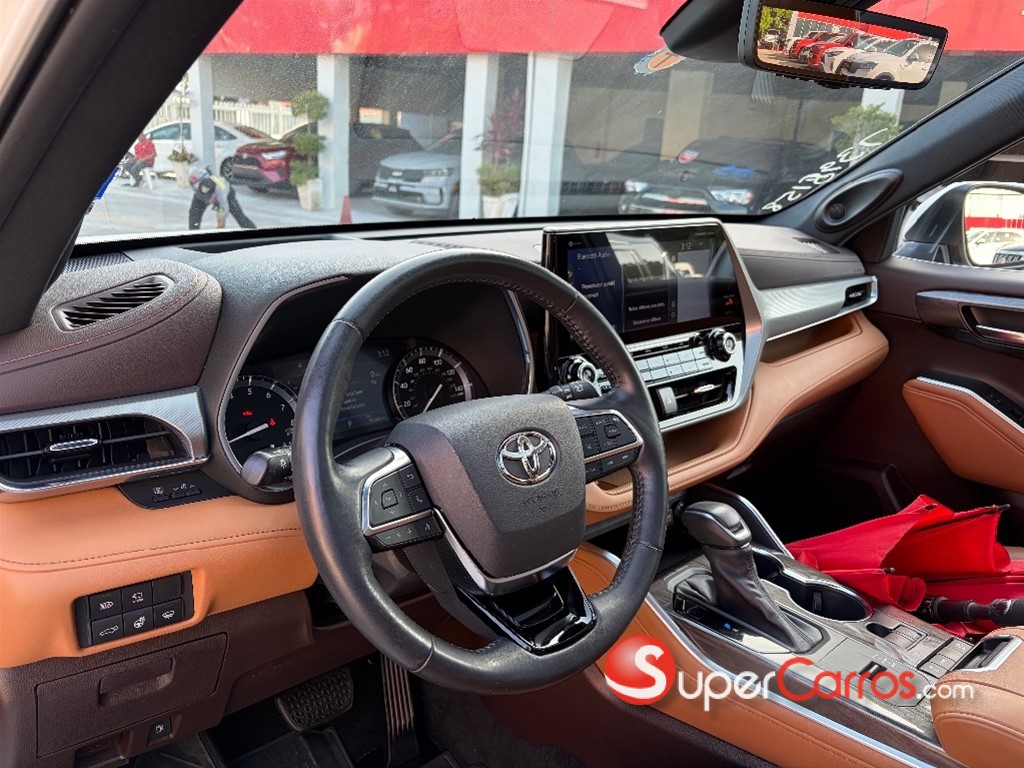 2021 Toyota Highlander Limited Platinum — foto 7 / 12