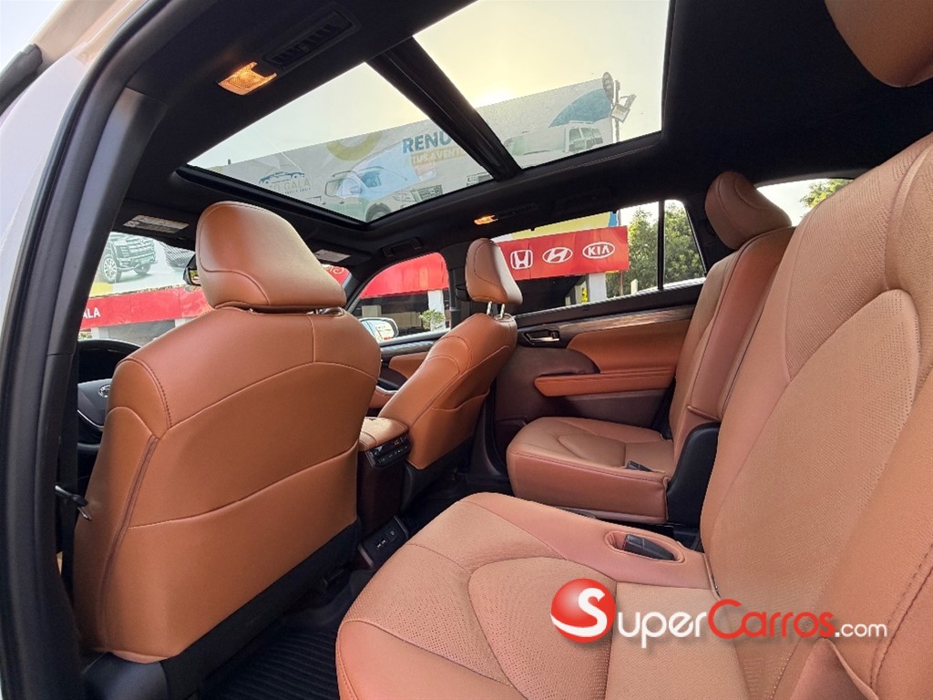 2021 Toyota Highlander Limited Platinum — foto 12 / 12