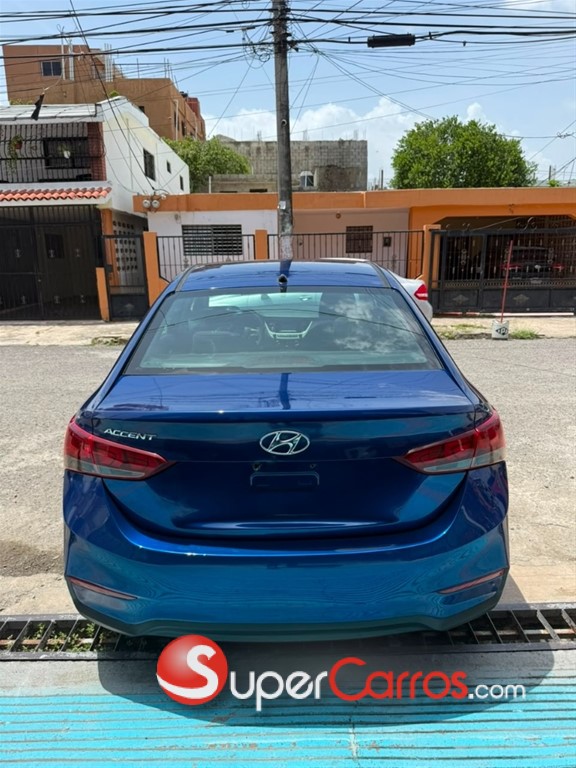 2021 Hyundai Accent SE — foto 3 / 10