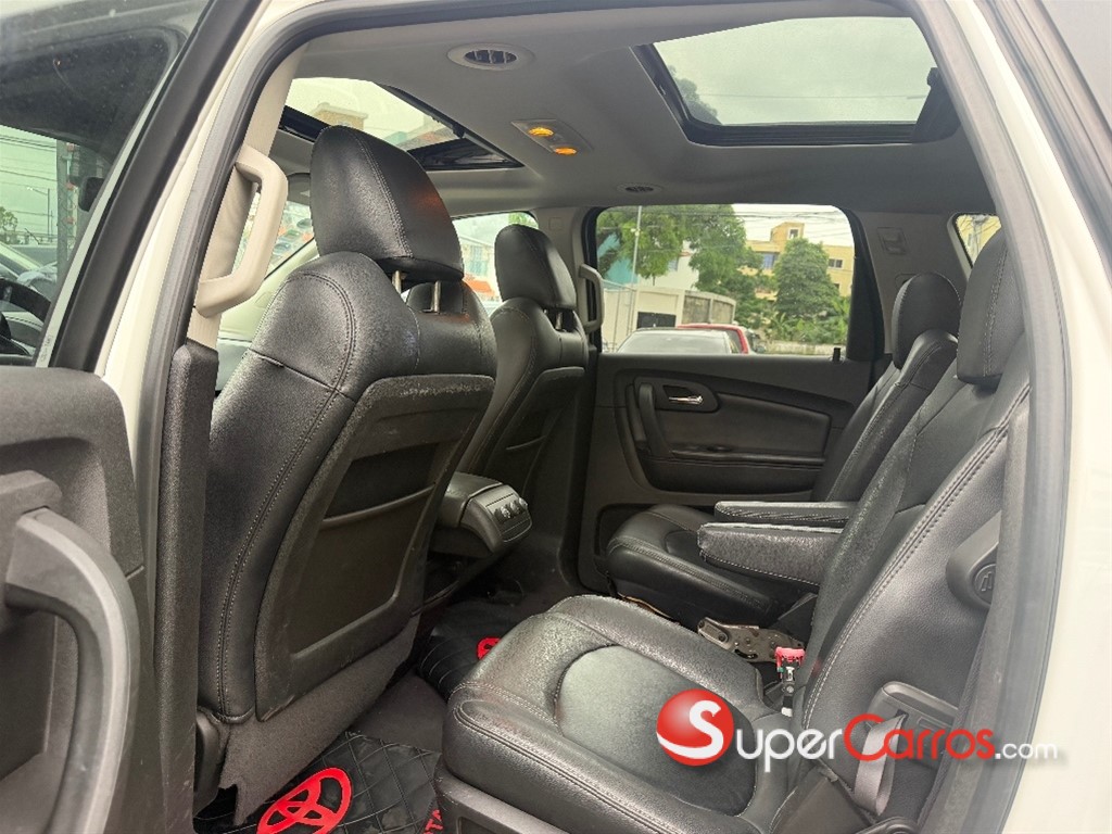 2011 Chevrolet Traverse LT — foto 9 / 11