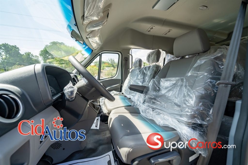 2027 Jac Sunray 18 Pasajeros — foto 9 / 12