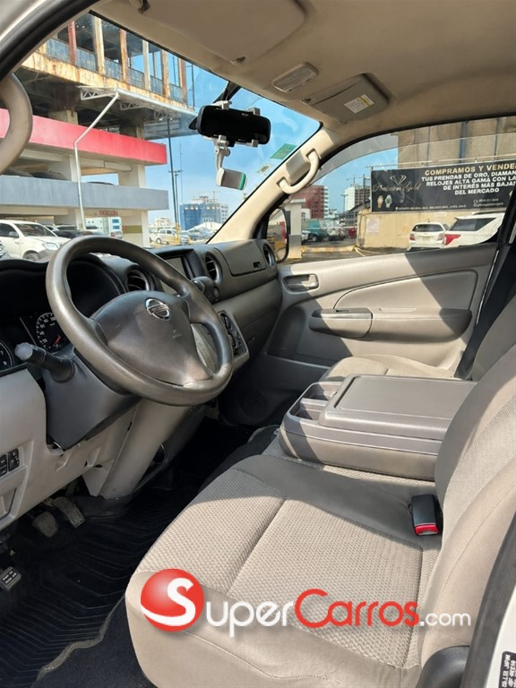 2015 Nissan NV 350 — foto 5 / 7
