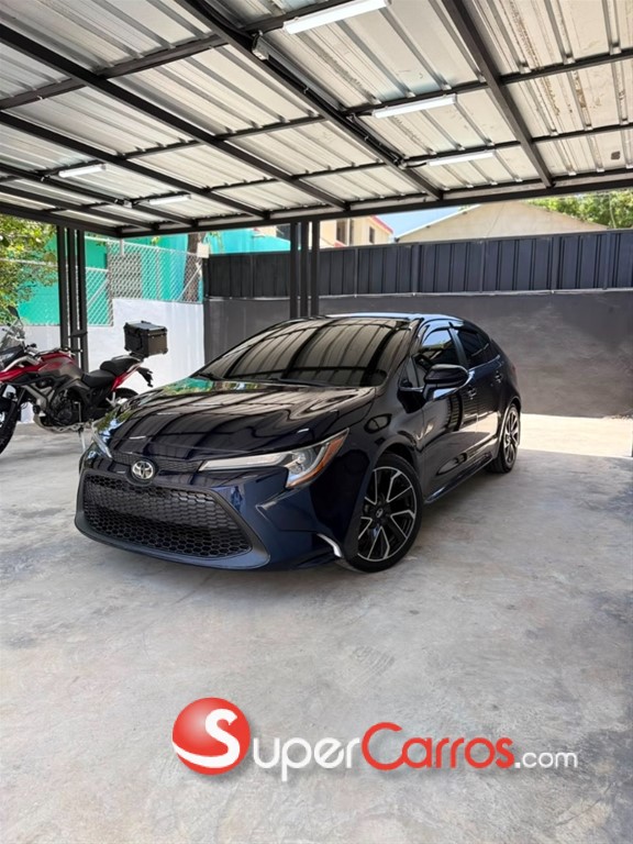 2020 Toyota Corolla LE — foto 2 / 8