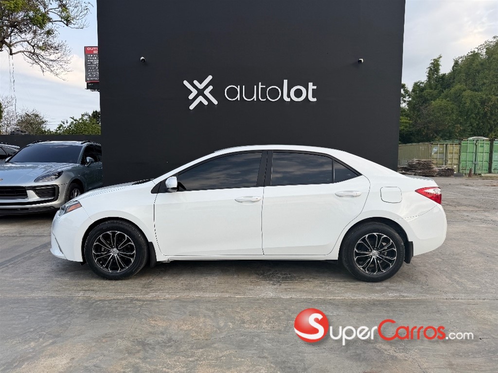 2014 Toyota Corolla — foto 2 / 8