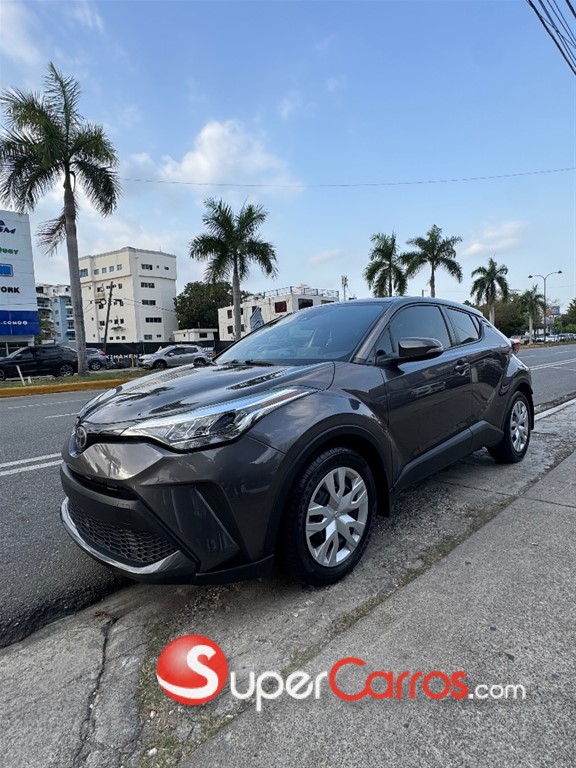 2020 Toyota C-HR — foto 5 / 11