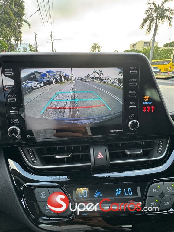2020 Toyota C-HR — foto 9 / 11